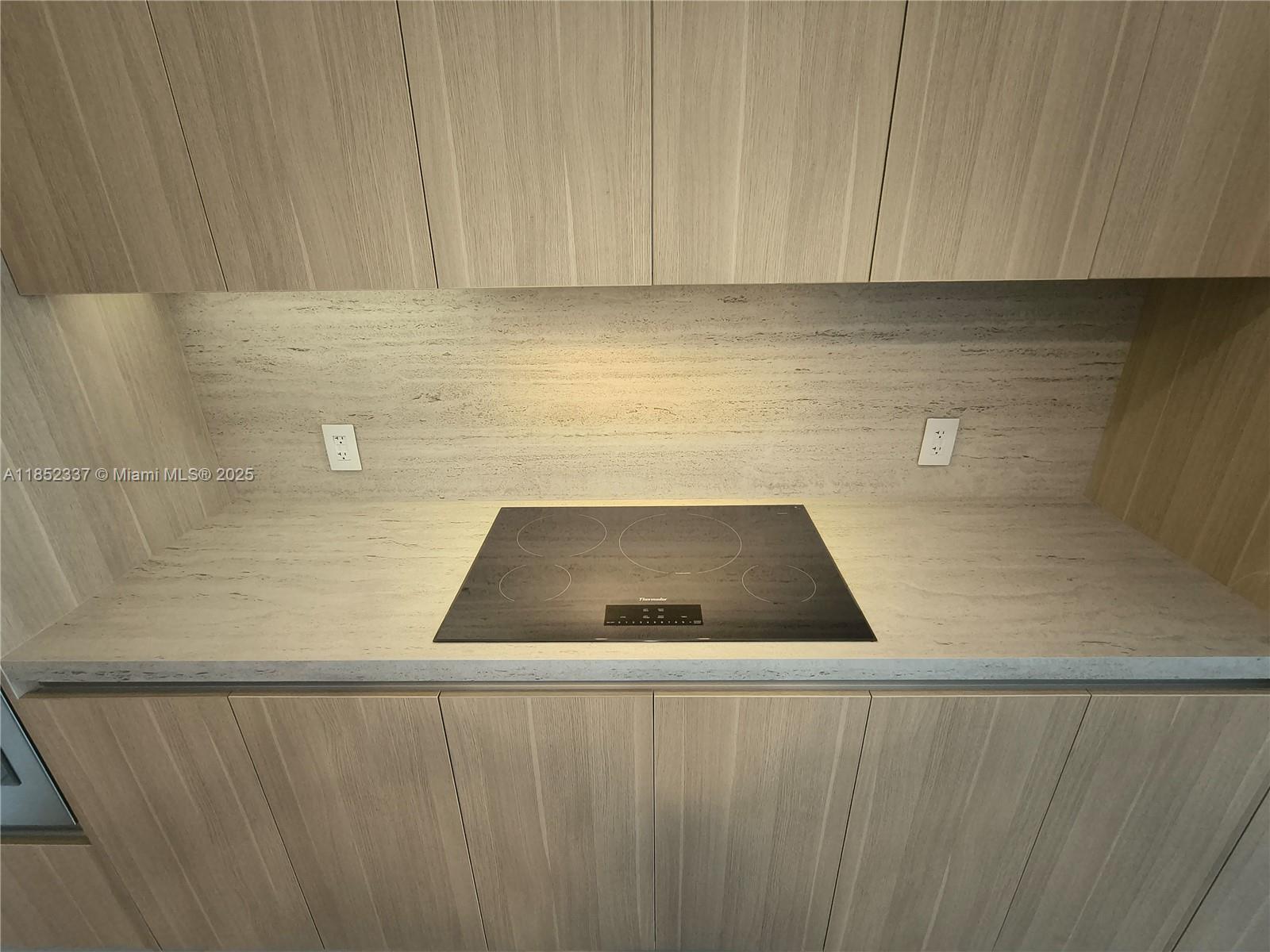 ARIA RESERVE - Residential