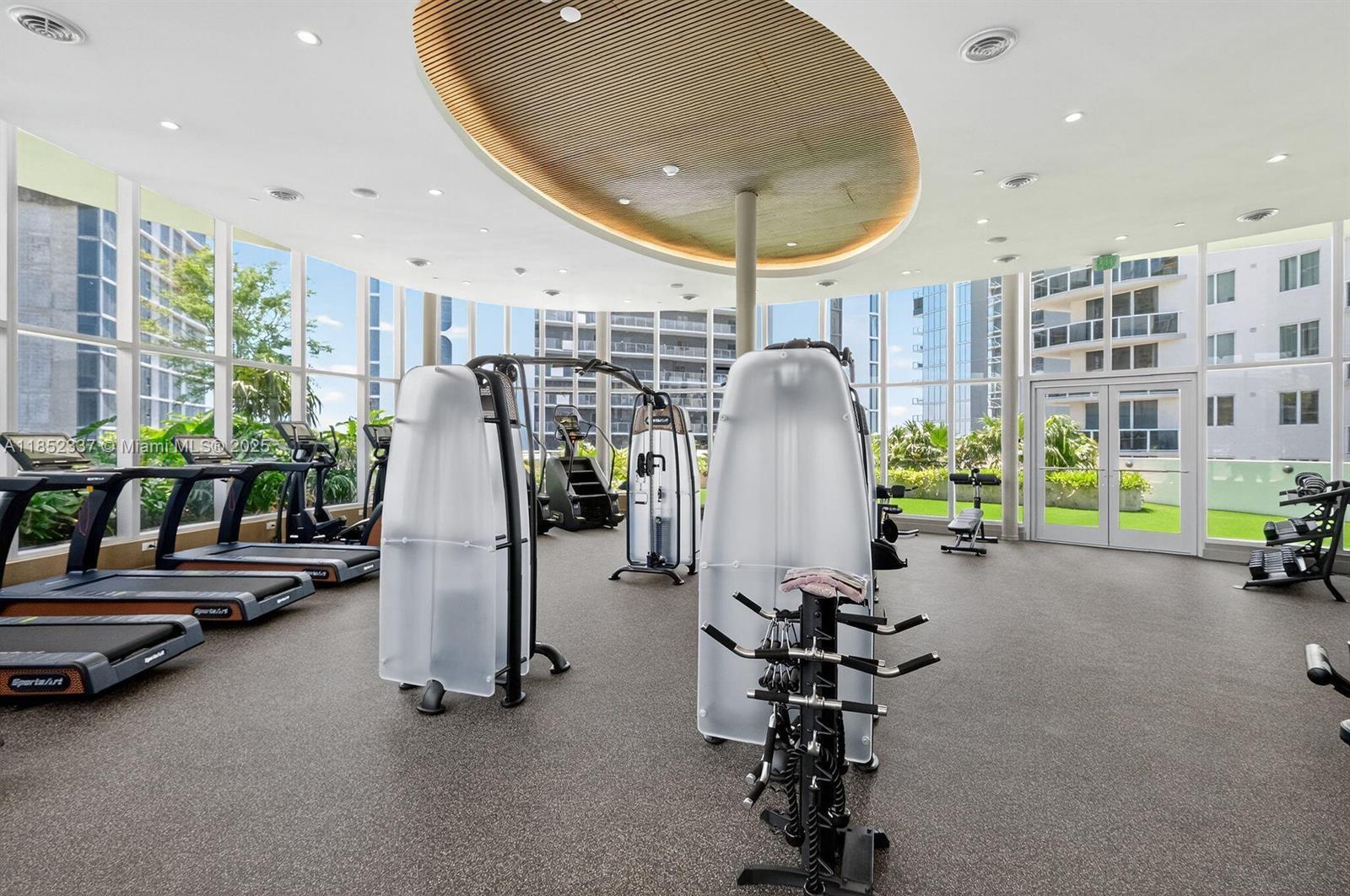 ARIA RESERVE - Residential