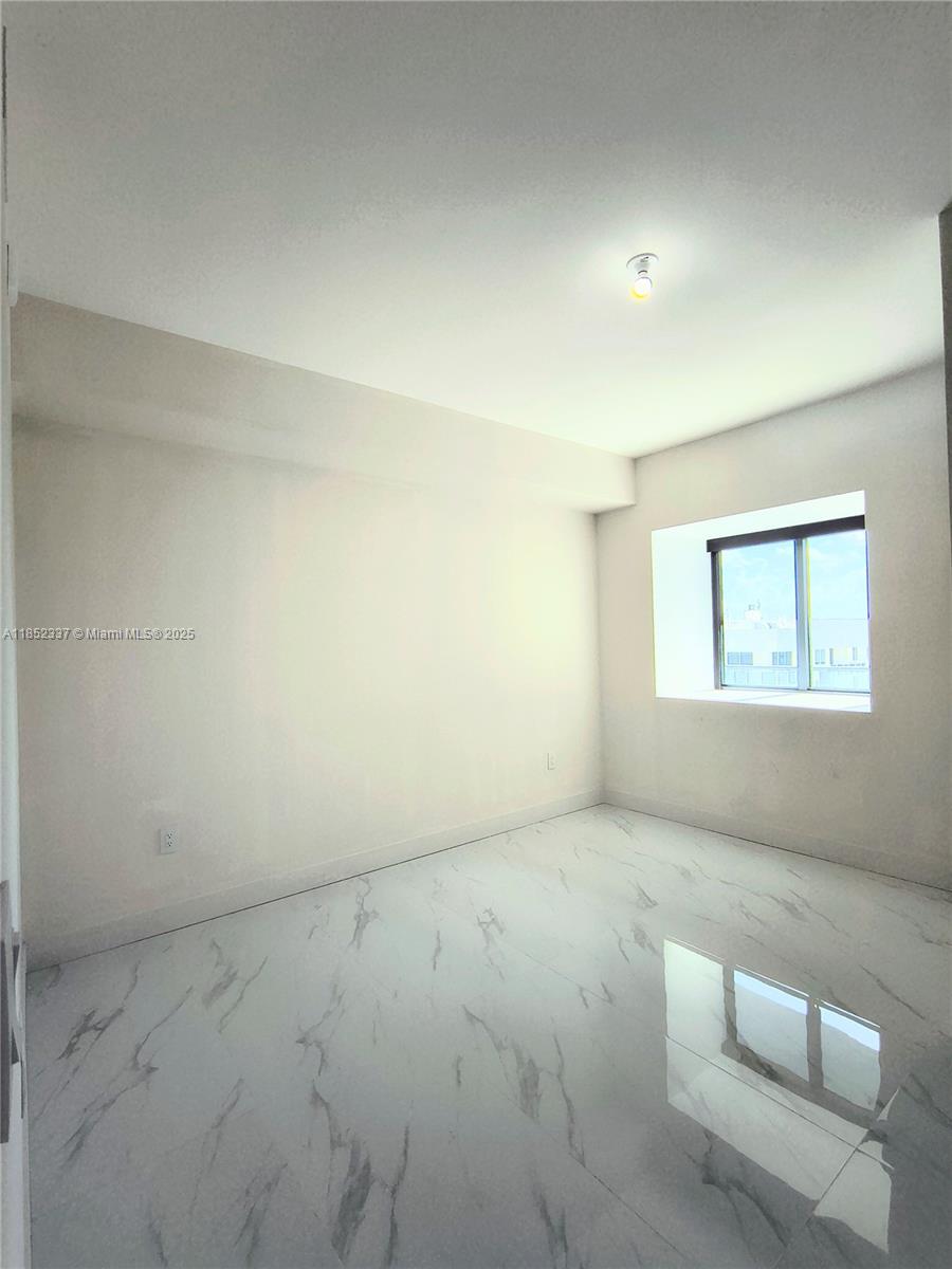 ARIA RESERVE - Residential