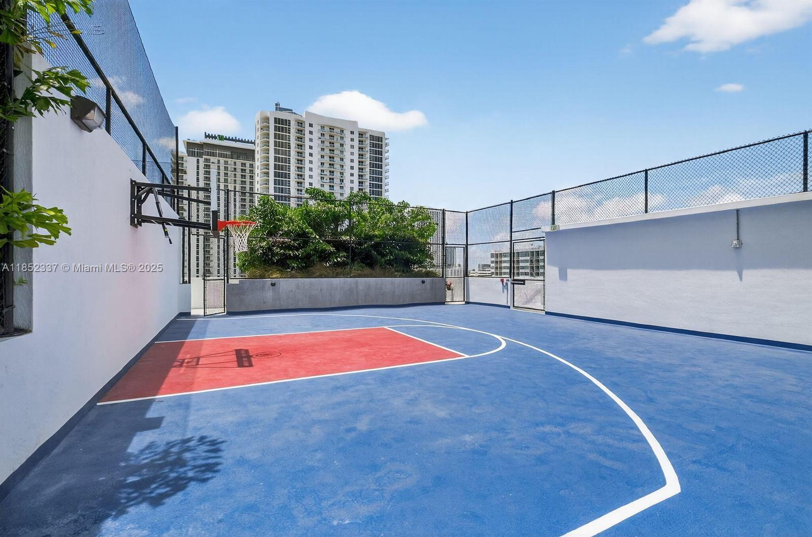 ARIA RESERVE - Residential