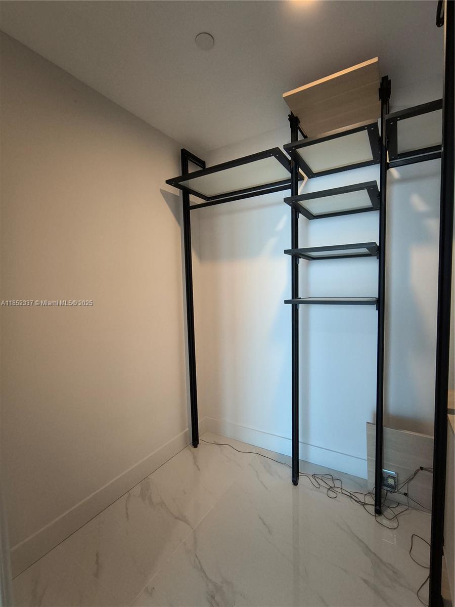 ARIA RESERVE - Residential