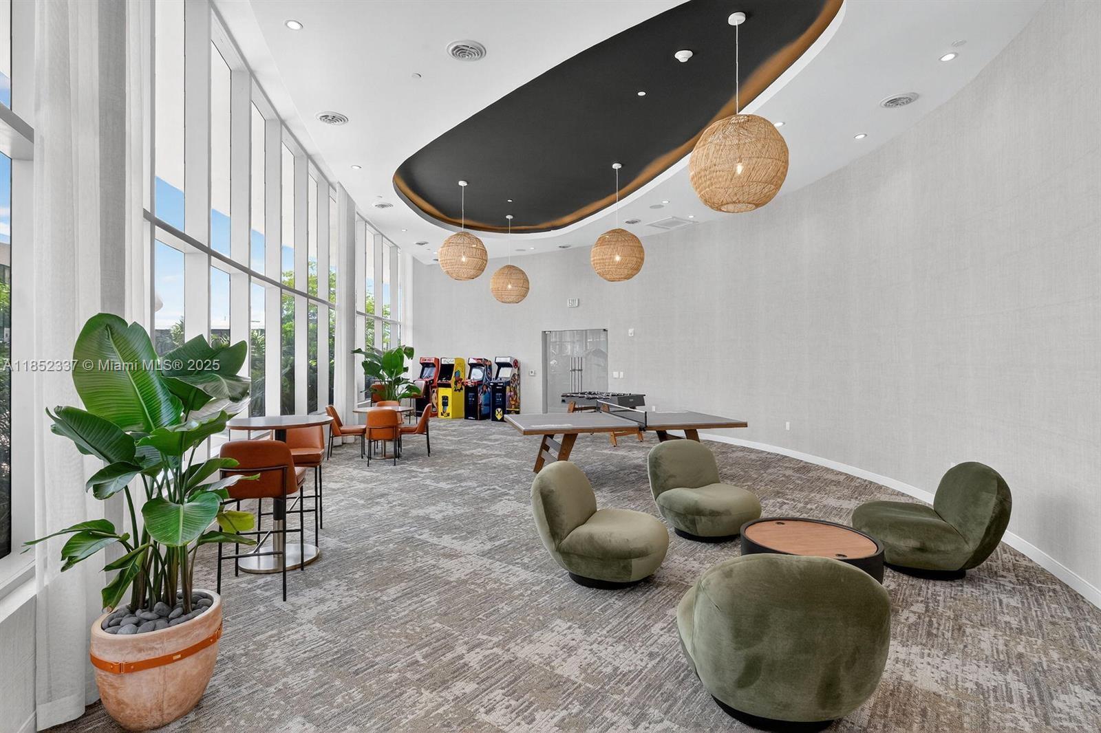 ARIA RESERVE - Residential