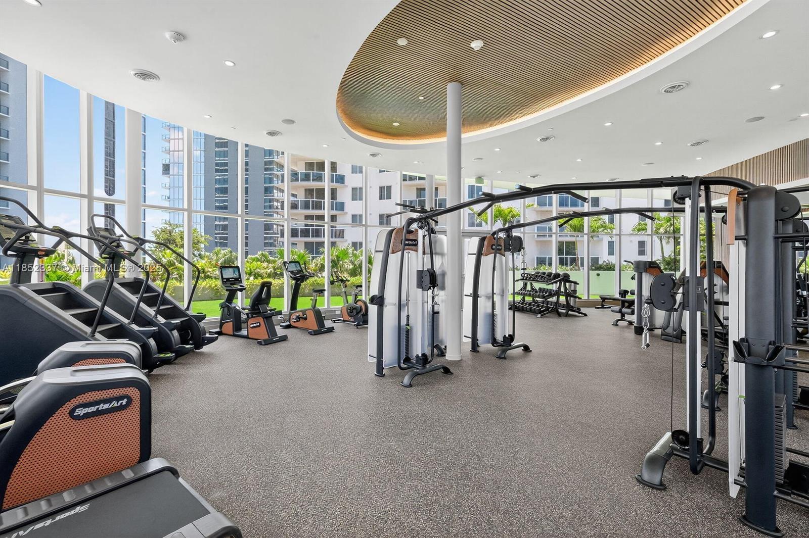 ARIA RESERVE - Residential