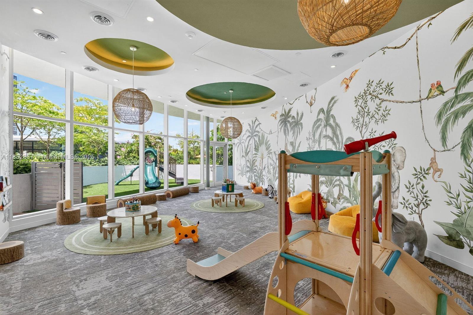 ARIA RESERVE - Residential