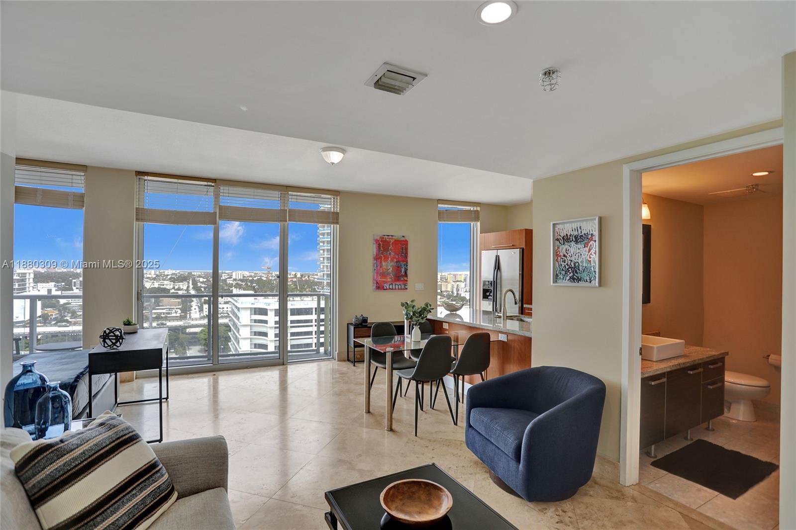 185 SW 7th St 1600