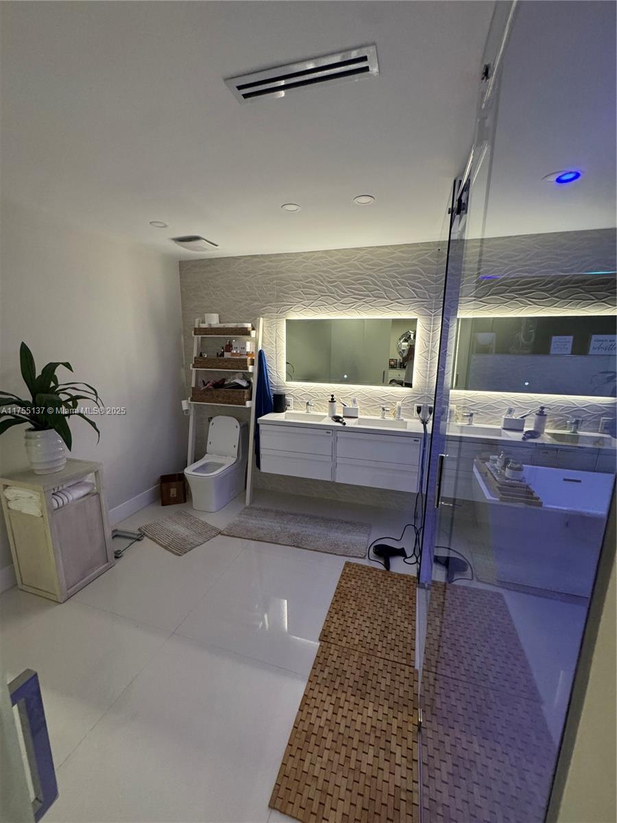VISTA ALEGRE - Residential