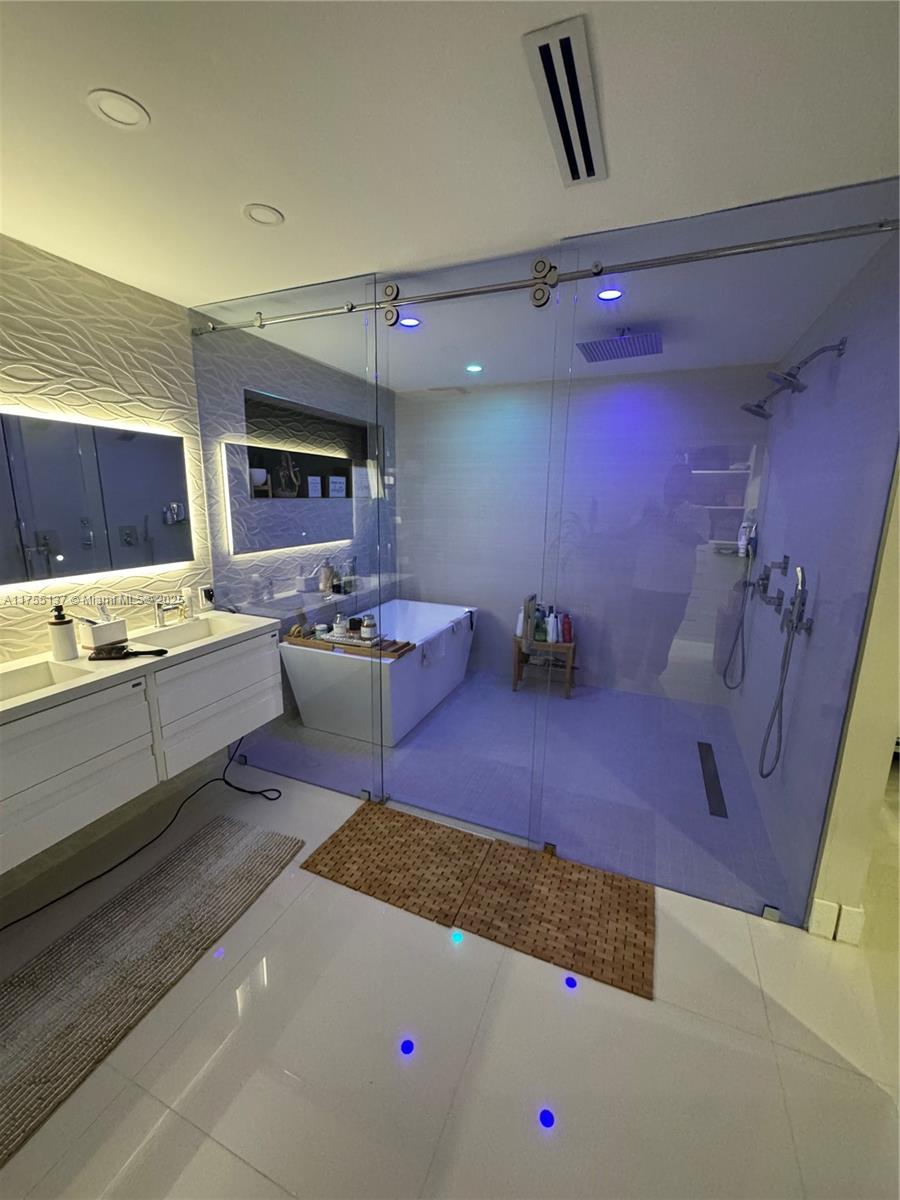 VISTA ALEGRE - Residential