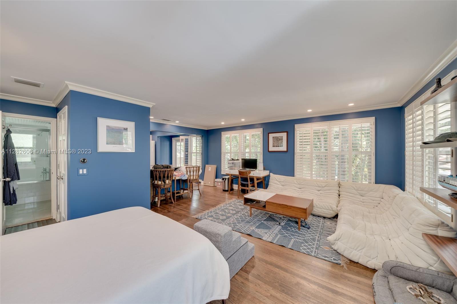 YE LITTLE WOODS 1ST ADDN - Residential