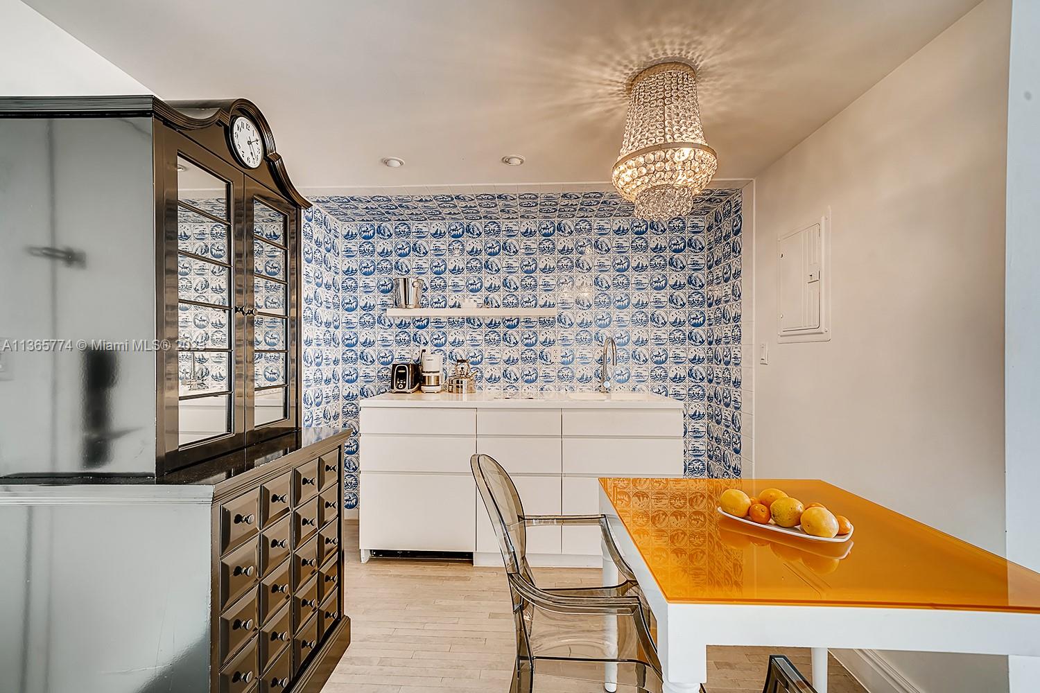 1100 WEST CONDO - Residential Lease