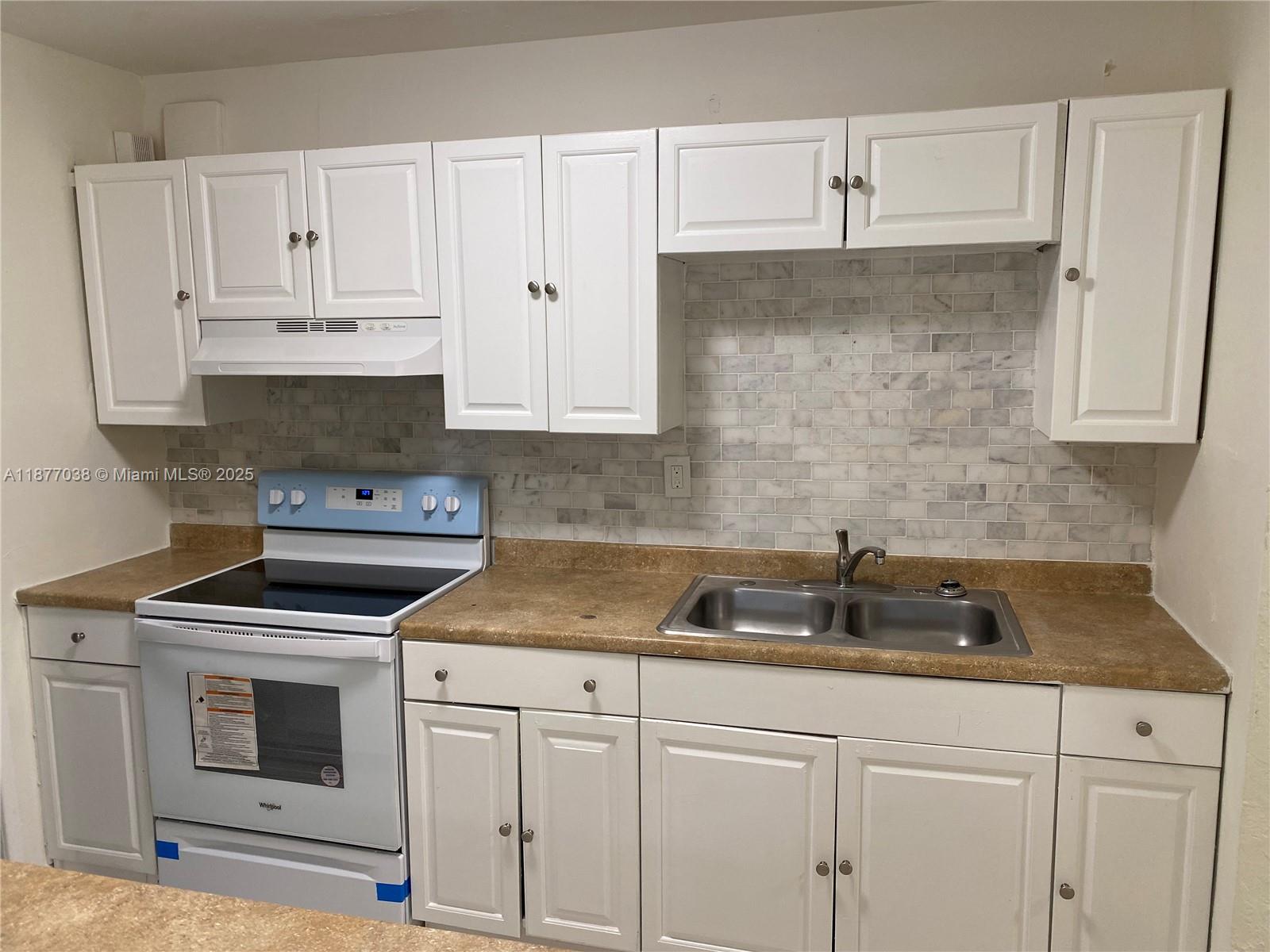 LARKDALE UNIT 6 - Residential Lease