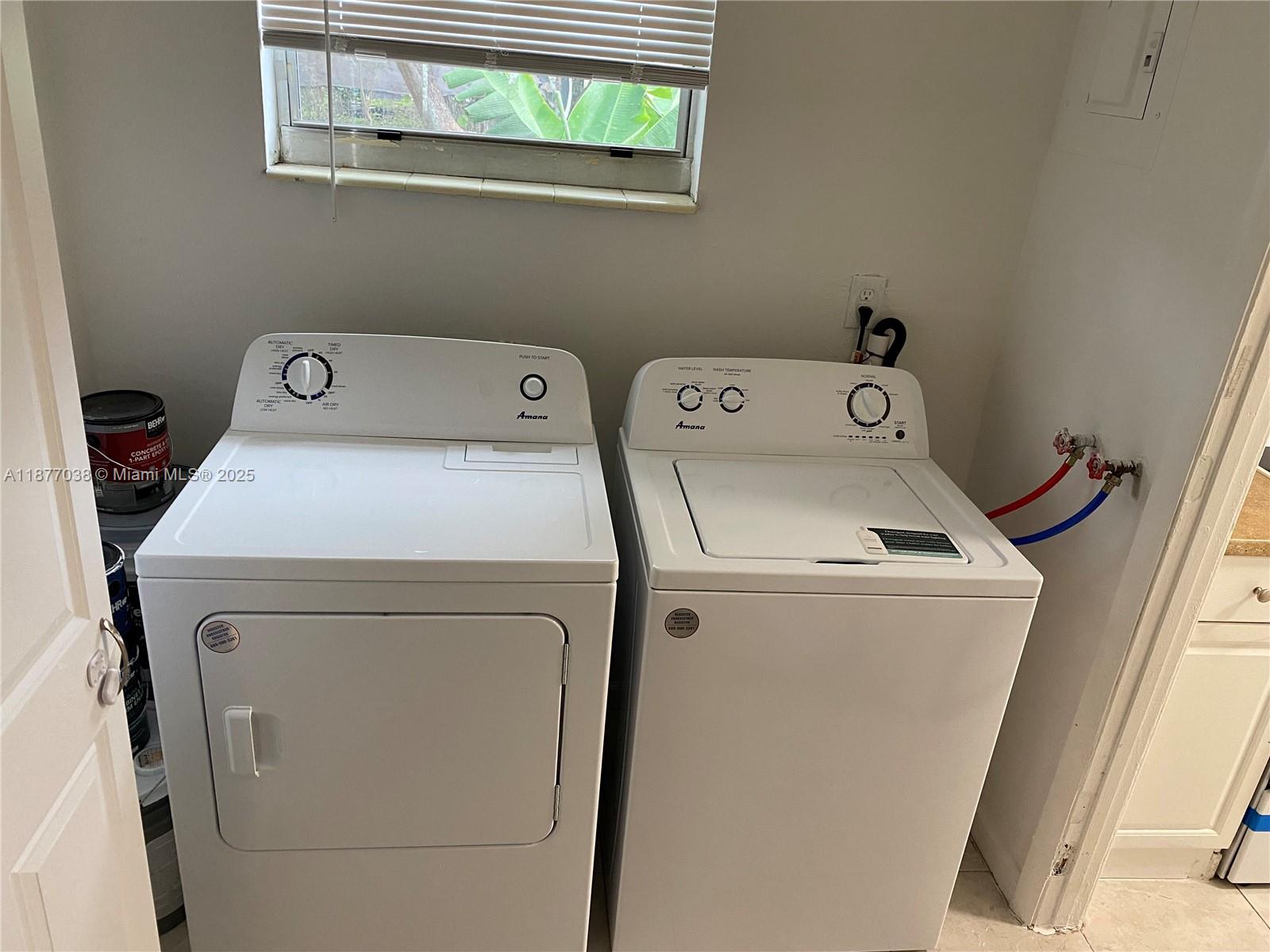 LARKDALE UNIT 6 - Residential Lease