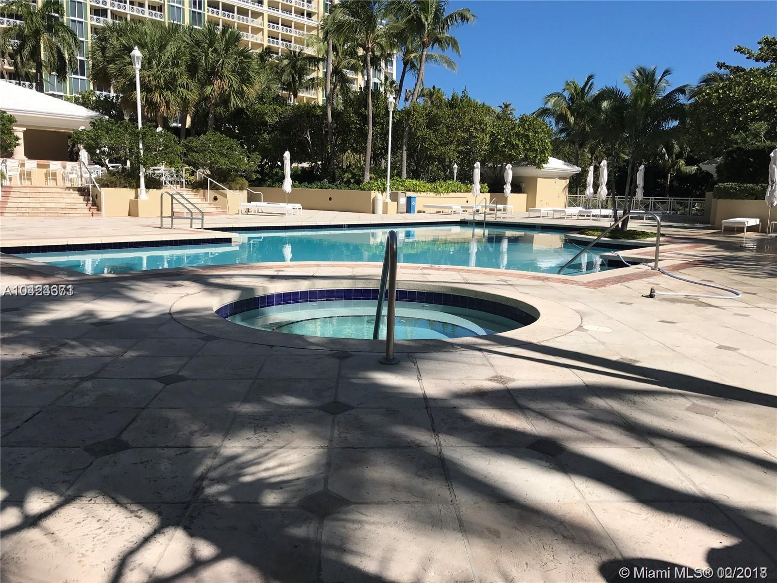 GRAND BAY RESIDENCES COND - Residential