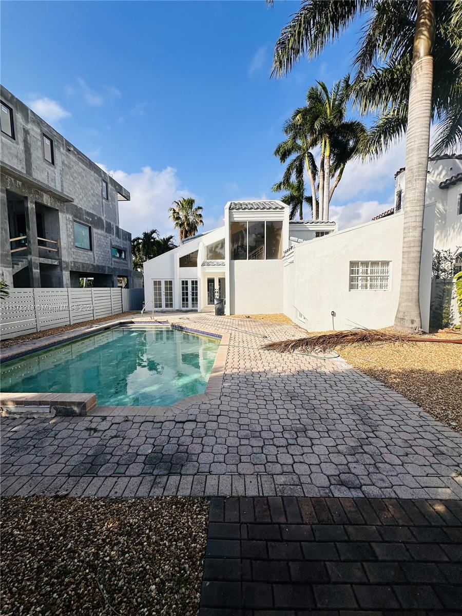 Property for Sale at 277 Palm Ave, Miami Beach, Miami-Dade County, Florida - Bedrooms: 4 
Bathrooms: 3  - $3,950,000