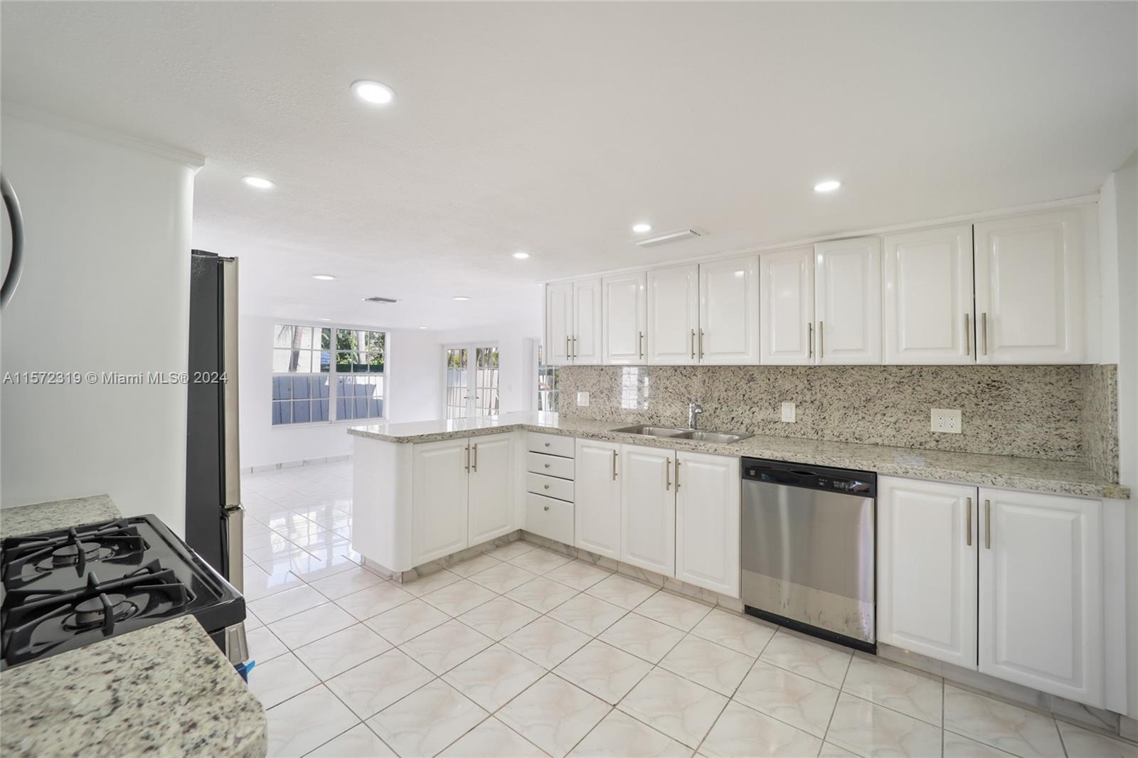 RIVIERA 1ST & 2ND ADDN AM - Residential