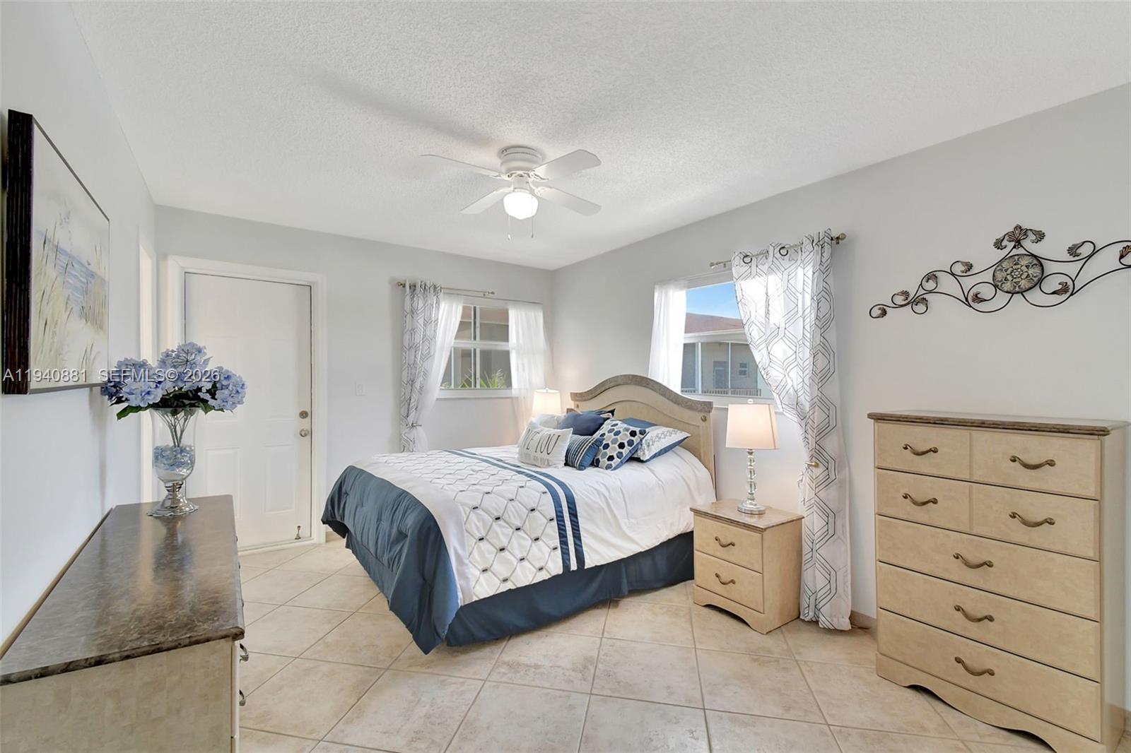 STAR PARADISE CONDO - Residential