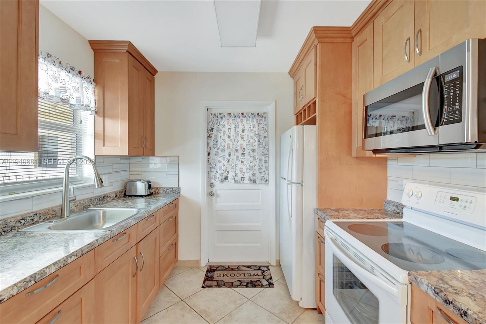 STAR PARADISE CONDO - Residential