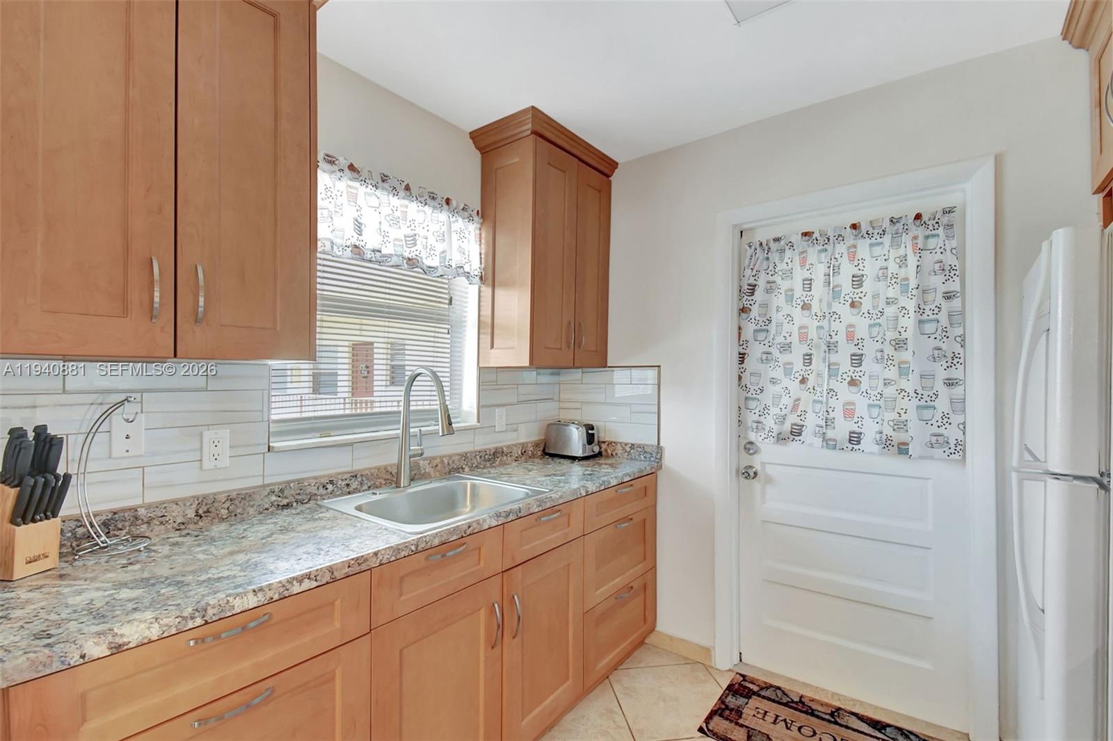 STAR PARADISE CONDO - Residential