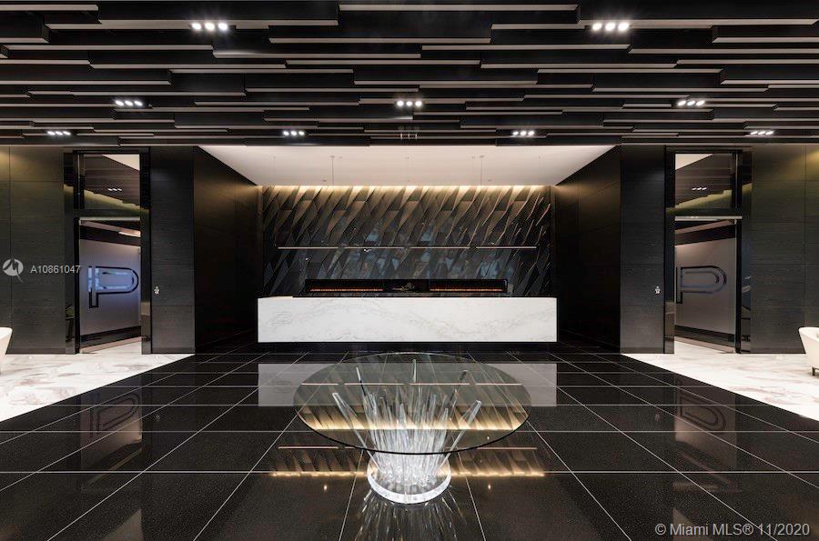 PARAMOUNT MIAMI - Residential