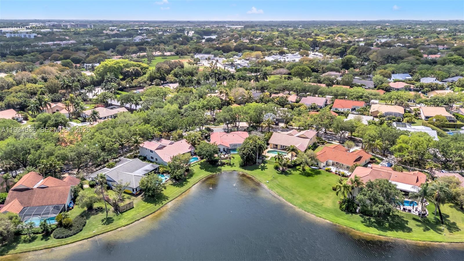 COUNTRY ISLES EXECUTIVE - Residential