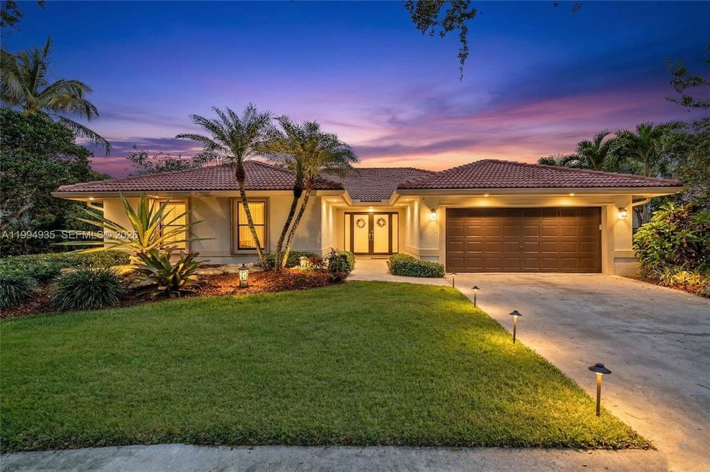 Photo of 1601 Eastlake Way, Weston, FL 33326 (MLS # A11994935)