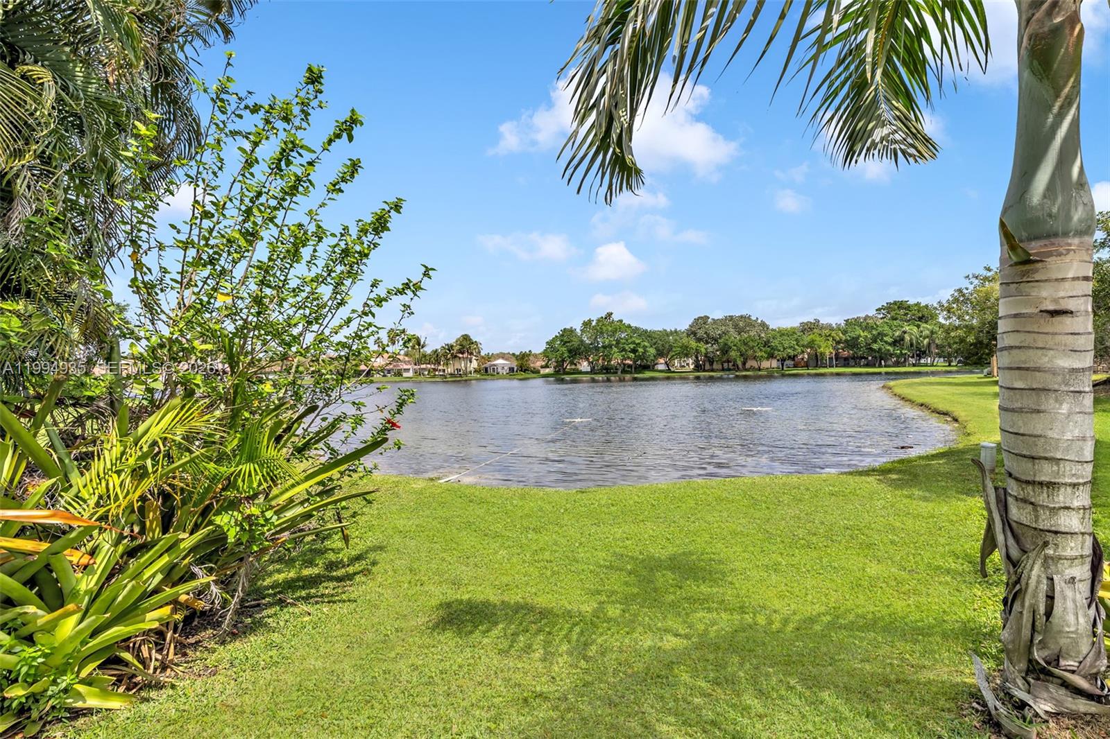 COUNTRY ISLES EXECUTIVE - Residential