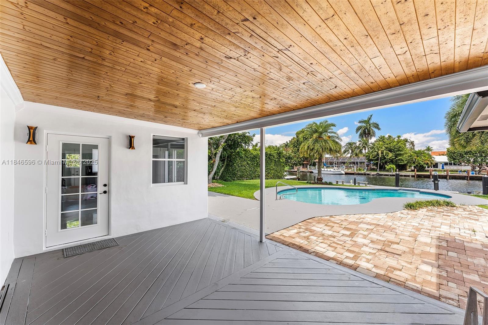 GOLDEN ISLES - Residential Lease