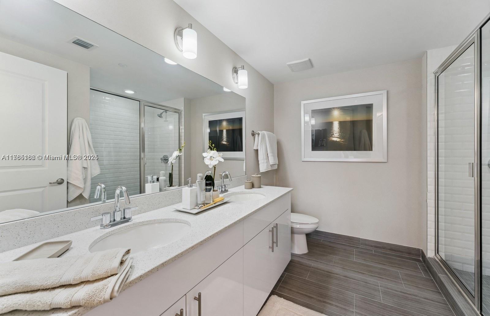 Circ Residences - Residential
