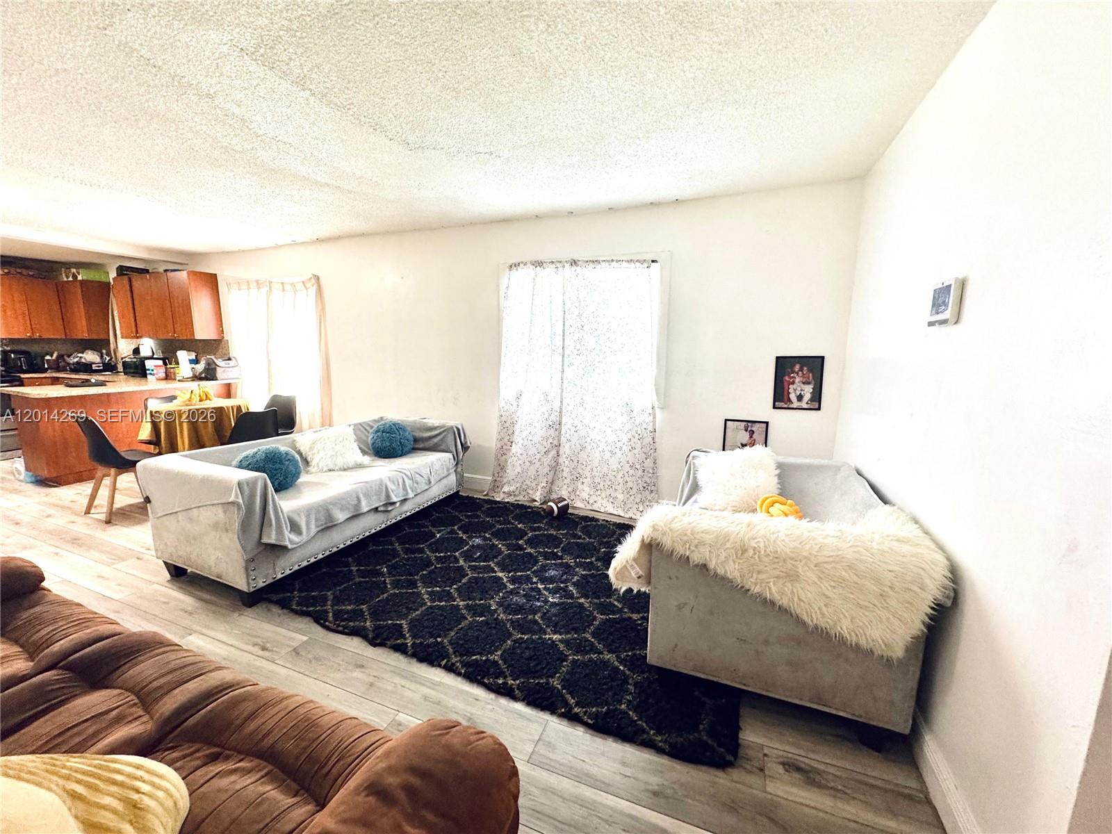 ORANGE HEIGHTS - Residential