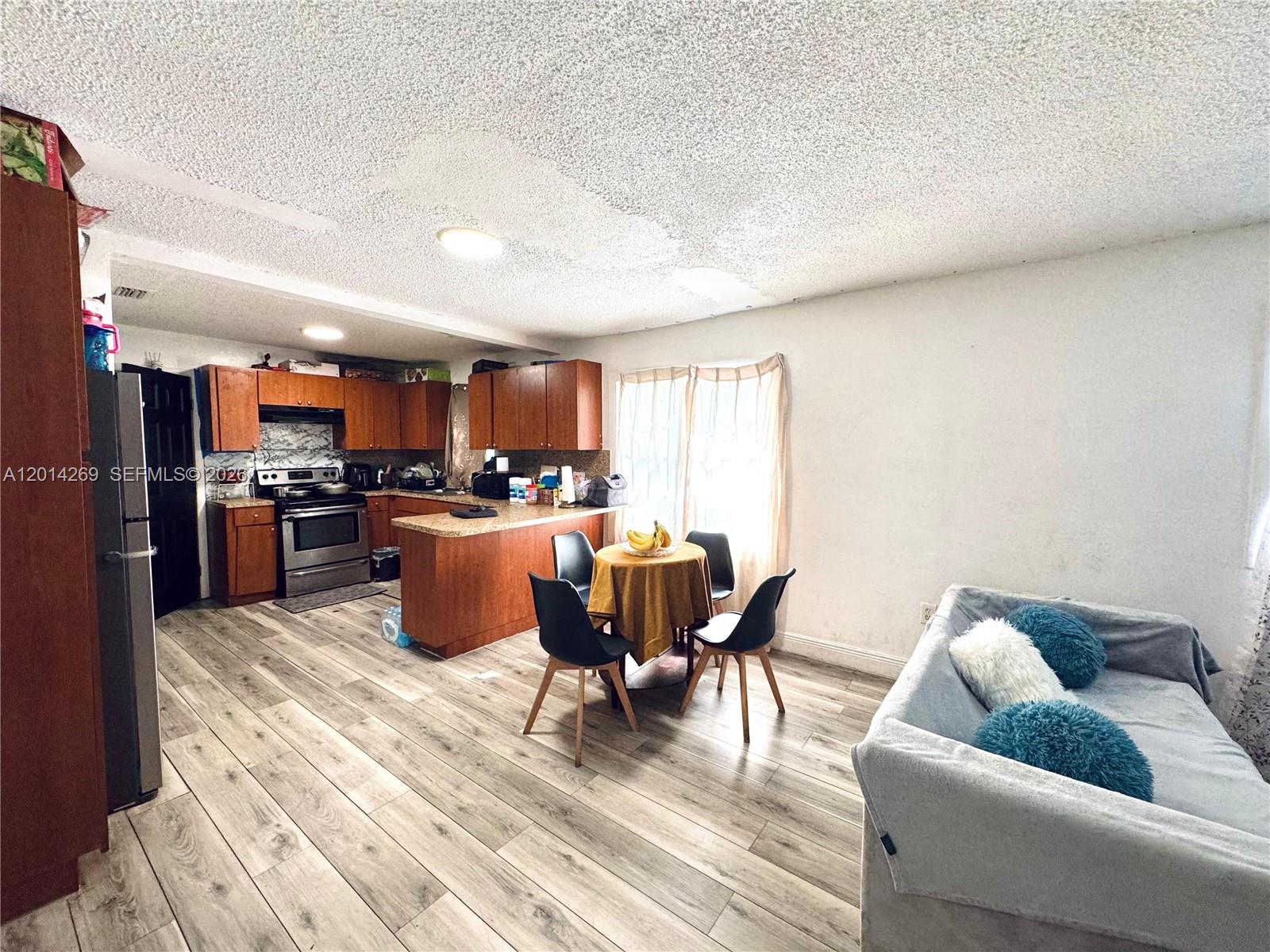 ORANGE HEIGHTS - Residential