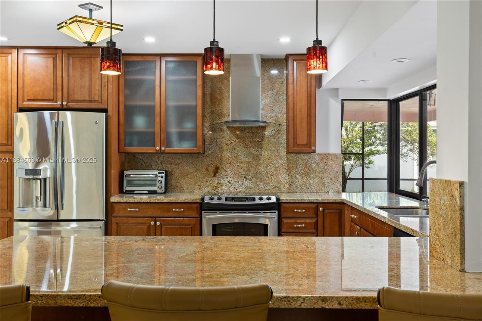 JACARANDA VILLAS - Residential Lease