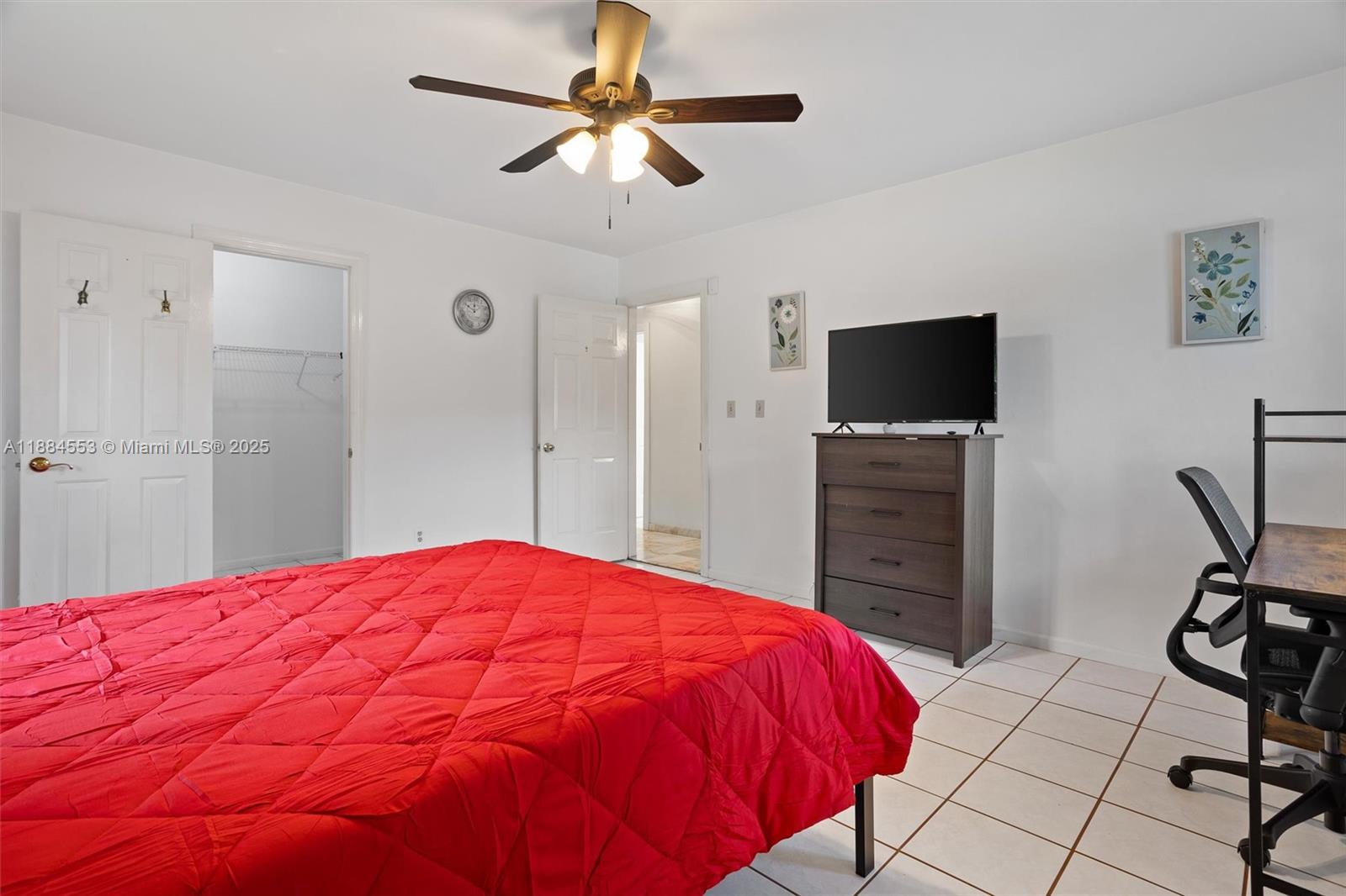 JACARANDA VILLAS - Residential Lease