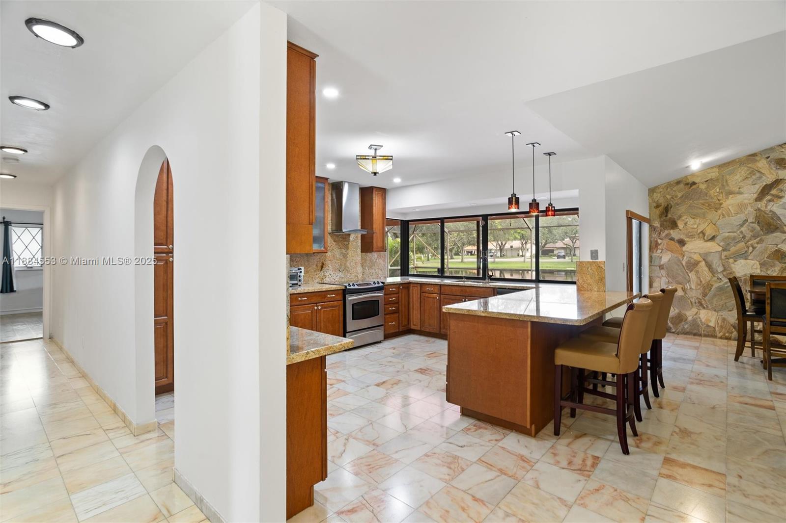 JACARANDA VILLAS - Residential Lease