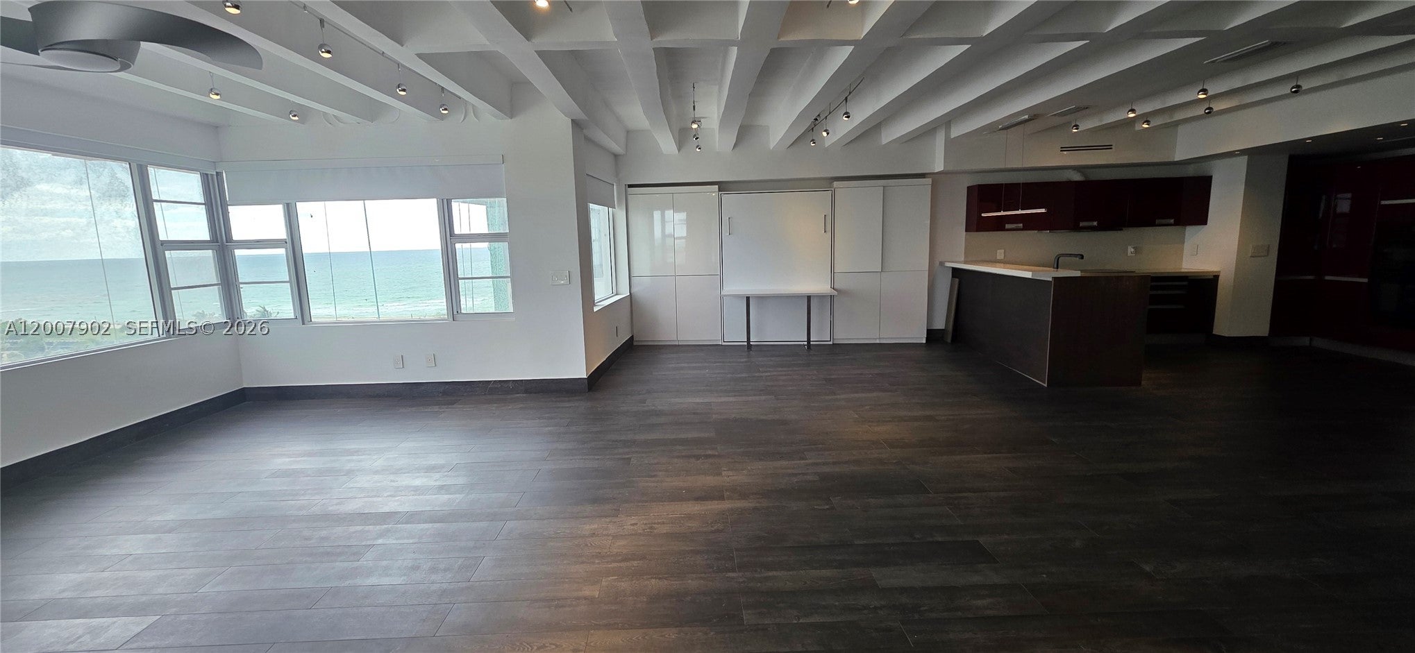 5255 Collins Ave 7G