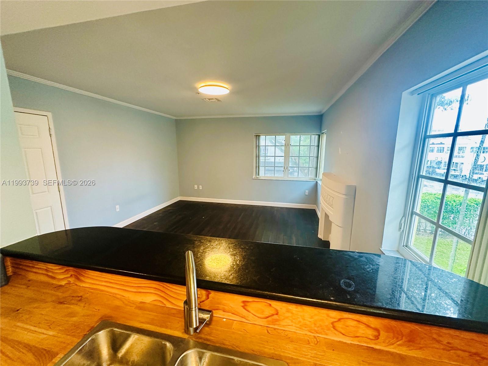 EUCLID 600 CONDO - Residential Lease