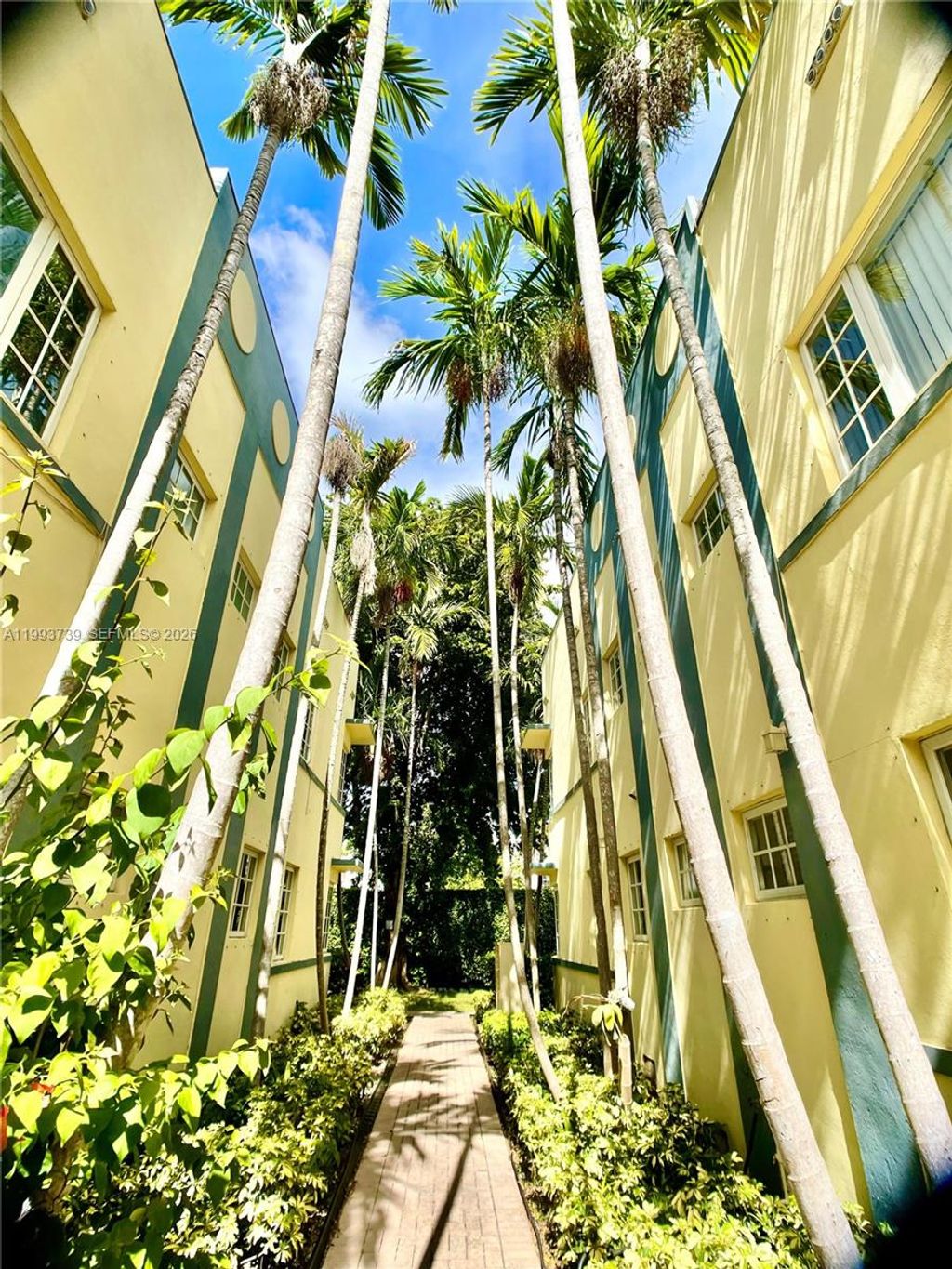 Photo of 600 Euclid Ave #4B, Miami Beach, FL 33139 (MLS # A11993739)