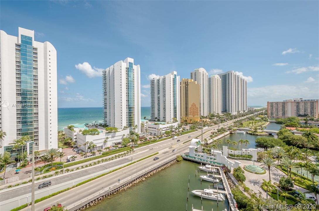 ST TROPEZ ON THE BAY - Residential