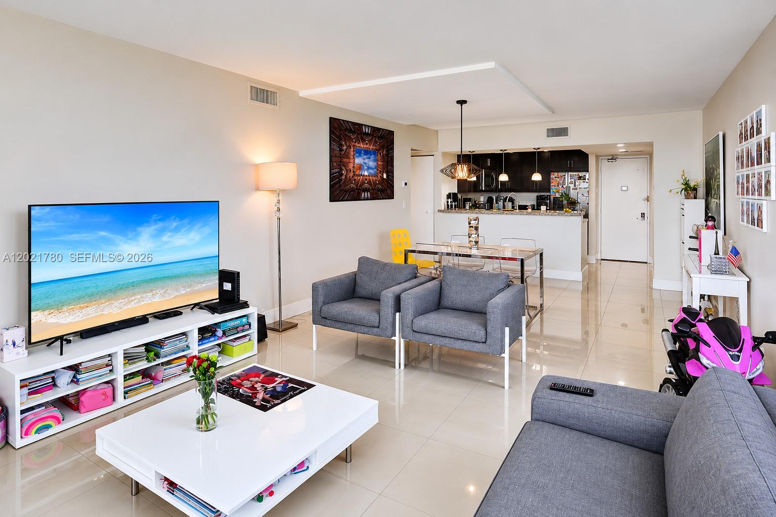 20335 W Country Club Dr 809