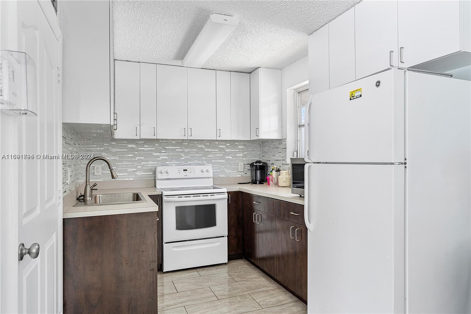 ISLE OF PARADISE CO-OP - Residential