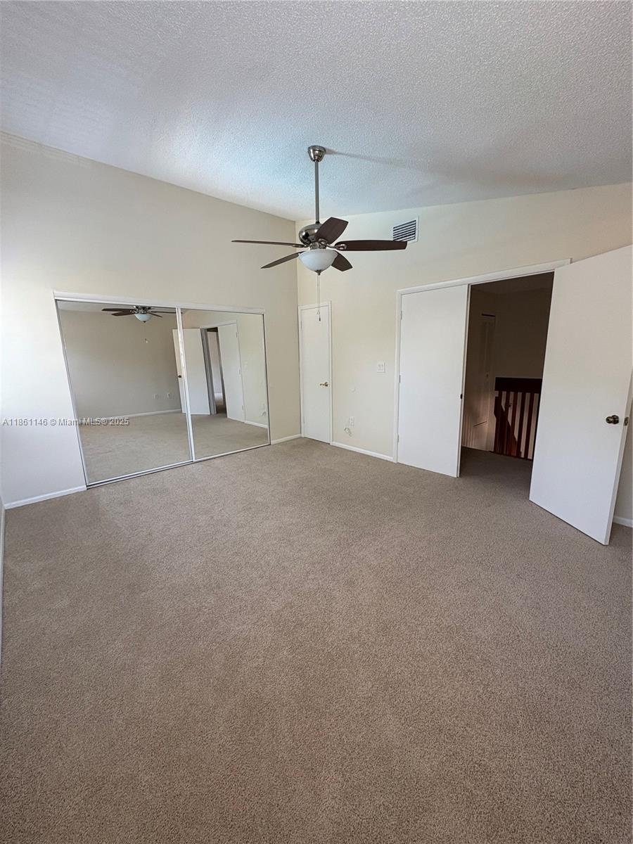 HOST CROSSINGS - Residential Lease