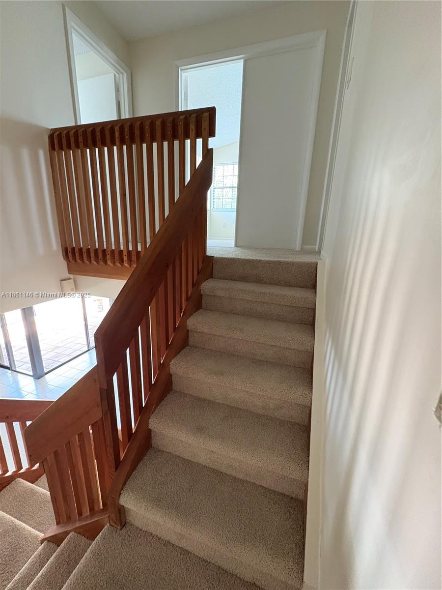 HOST CROSSINGS - Residential Lease