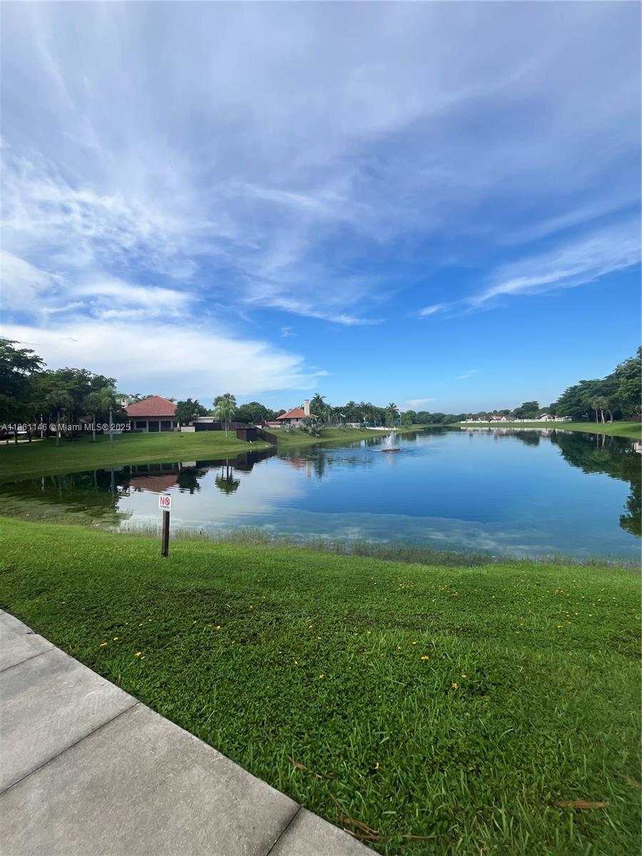 HOST CROSSINGS - Residential Lease