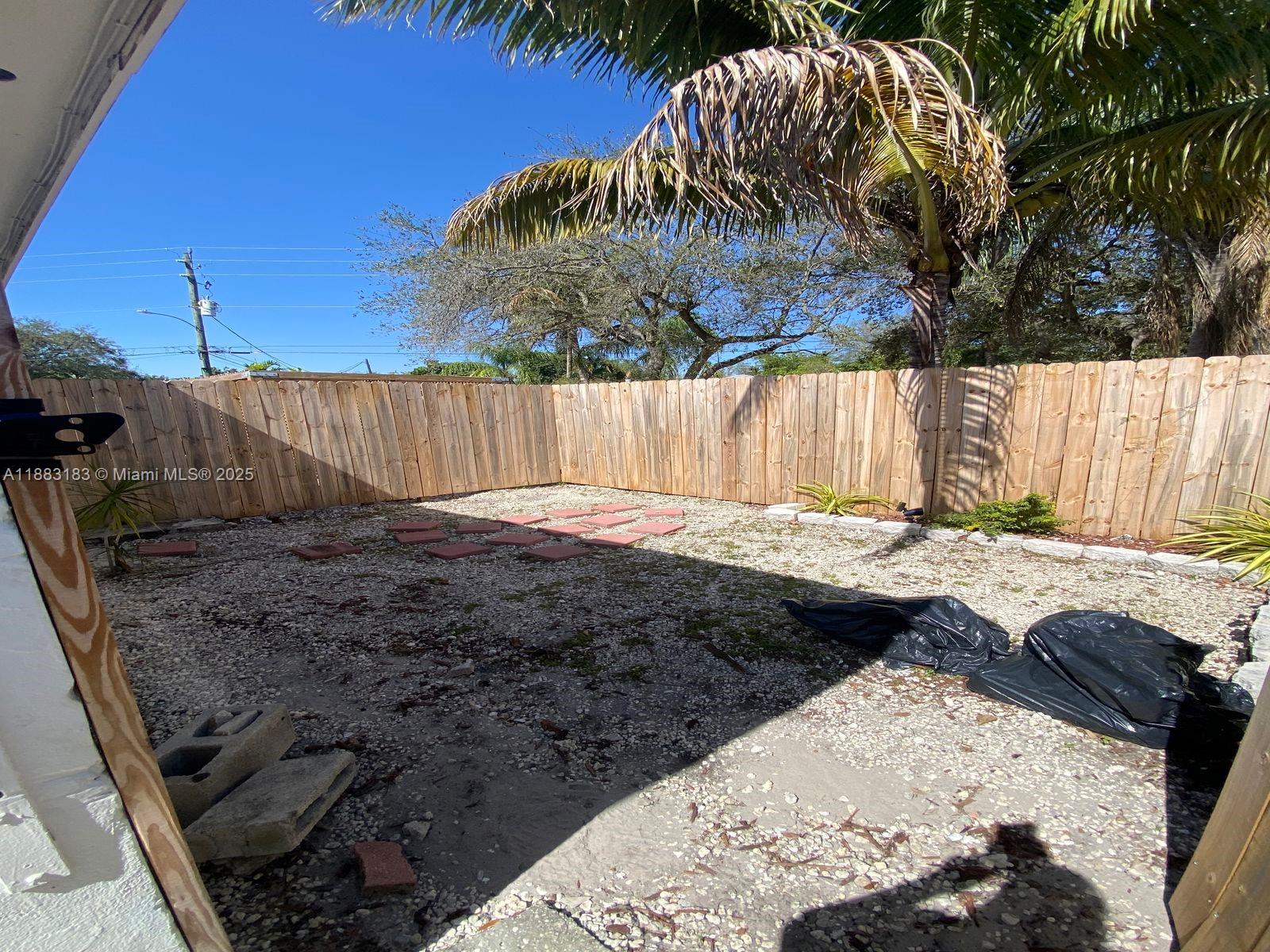 HOLLYWOOD BEACH GARDENS - Residential Income