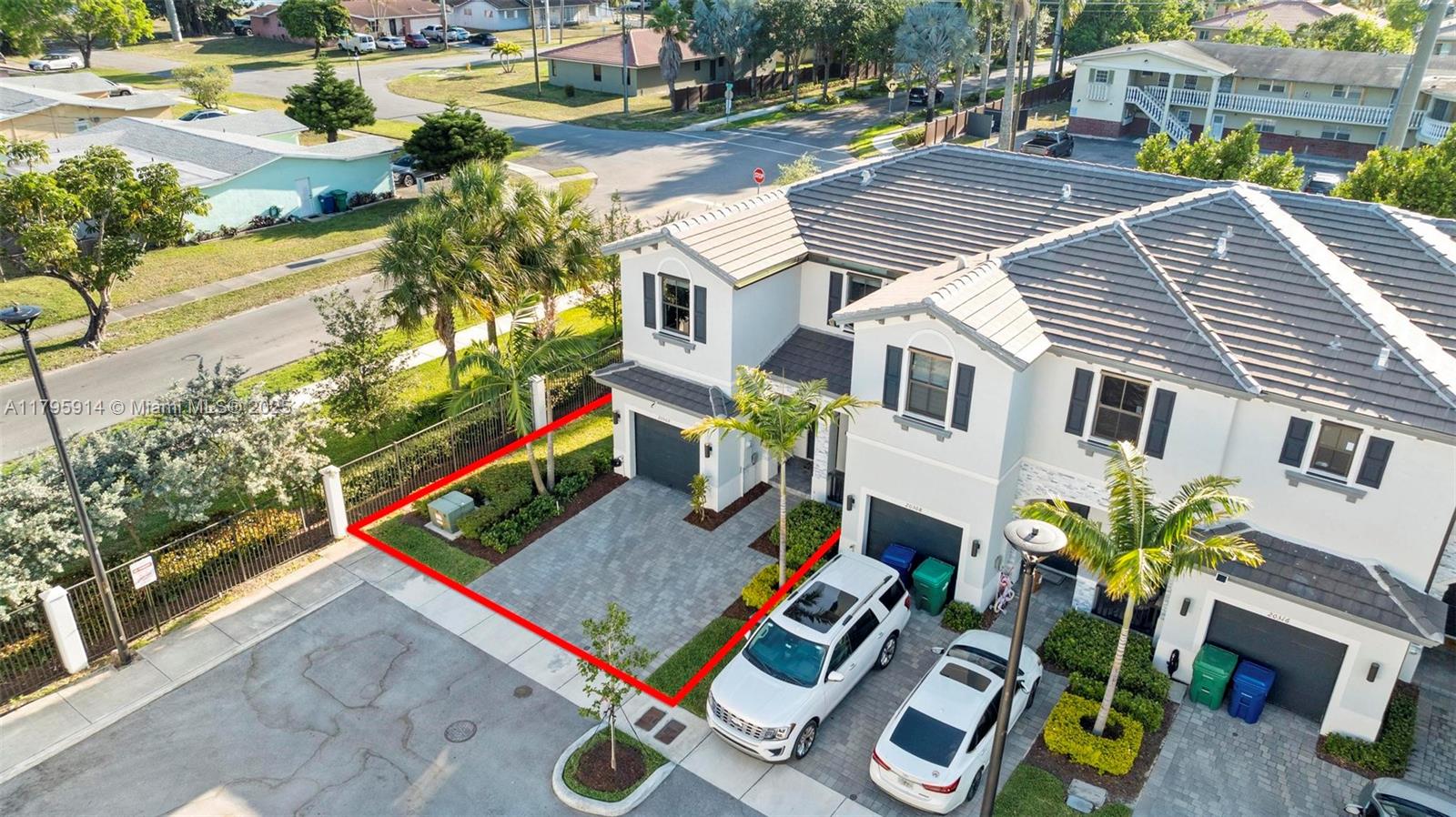 VISTA LAGO - Residential