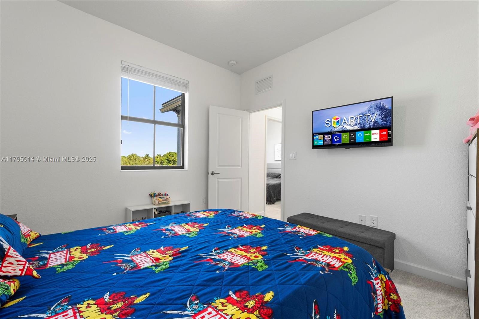 VISTA LAGO - Residential