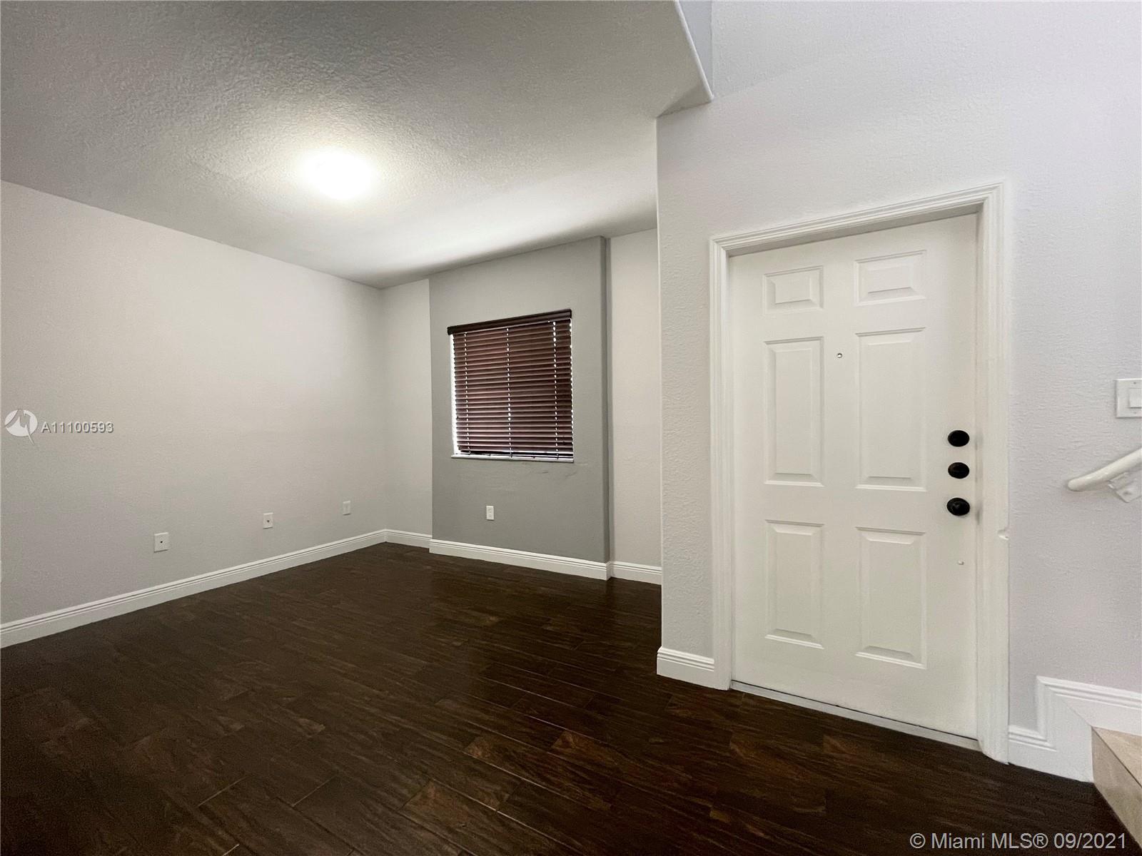 TROPICAL LANDINGS CONDO - Residential Lease