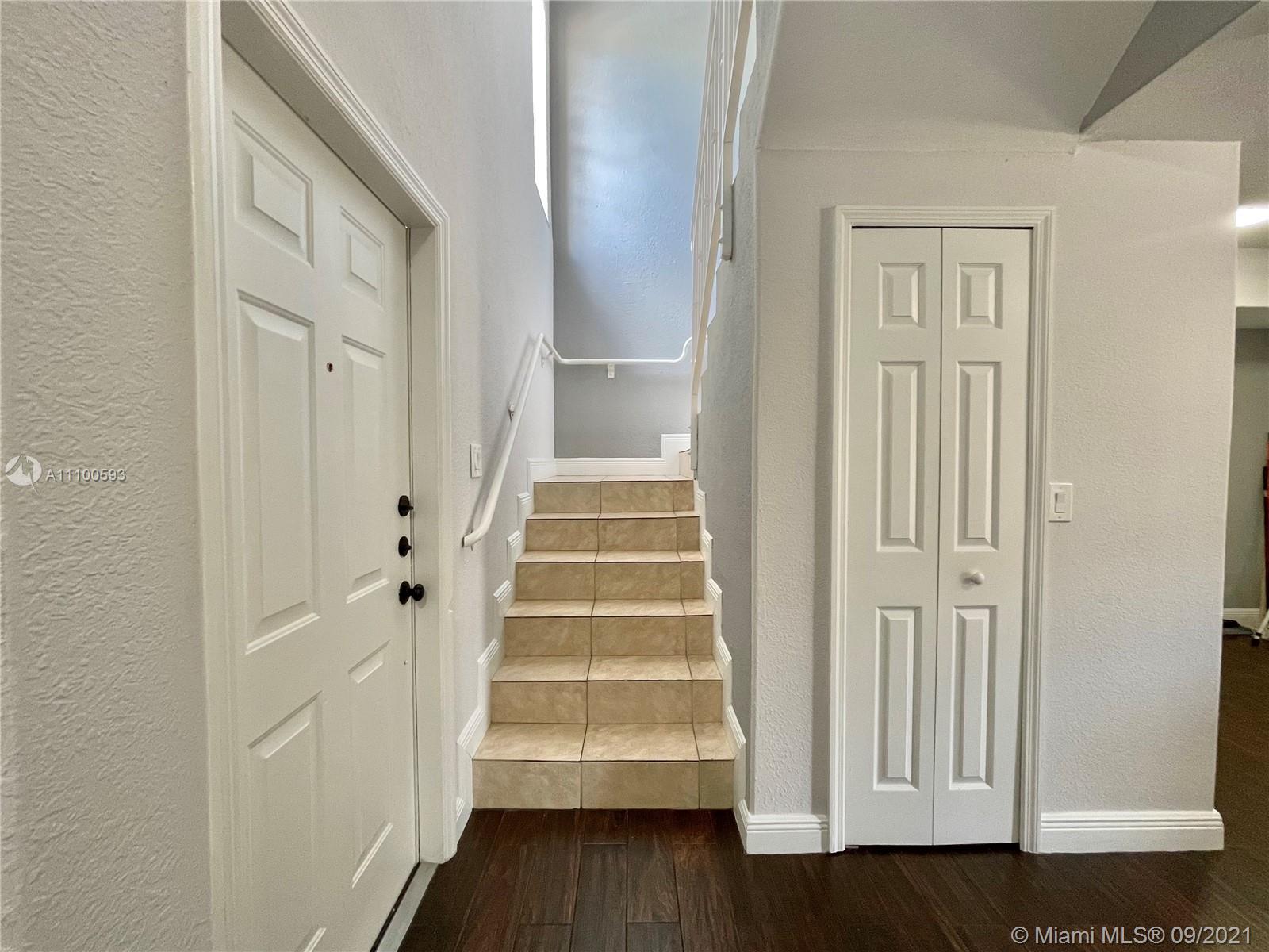 TROPICAL LANDINGS CONDO - Residential Lease