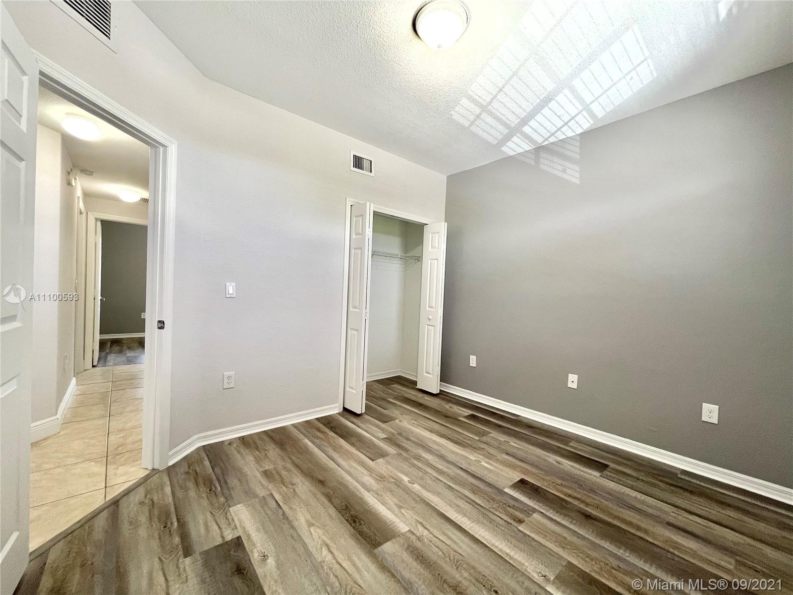 TROPICAL LANDINGS CONDO - Residential Lease