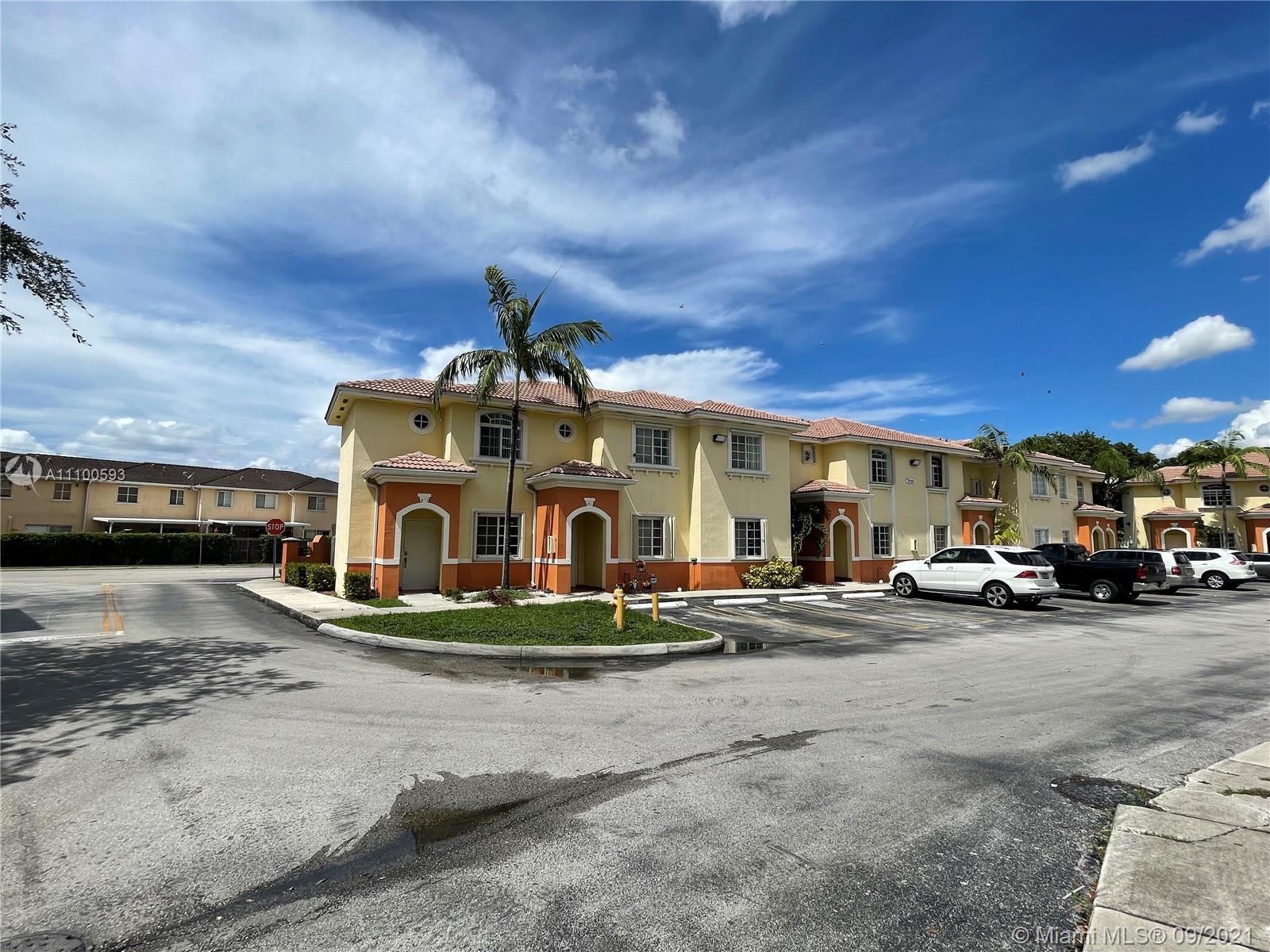 TROPICAL LANDINGS CONDO - Residential Lease