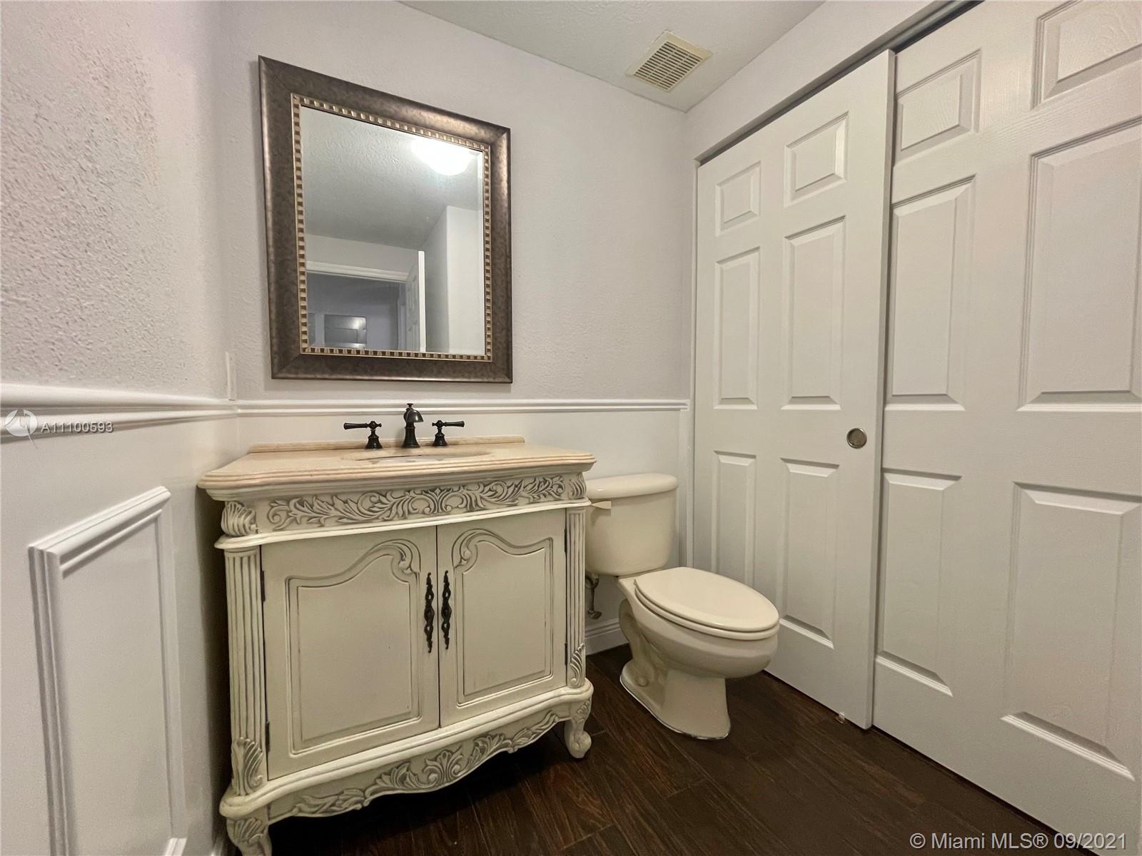 TROPICAL LANDINGS CONDO - Residential Lease