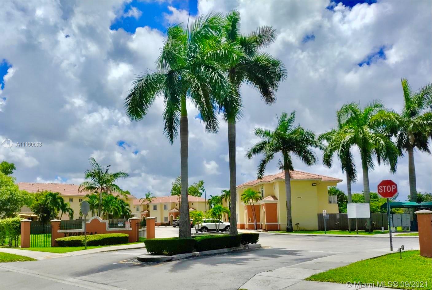 TROPICAL LANDINGS CONDO - Residential Lease